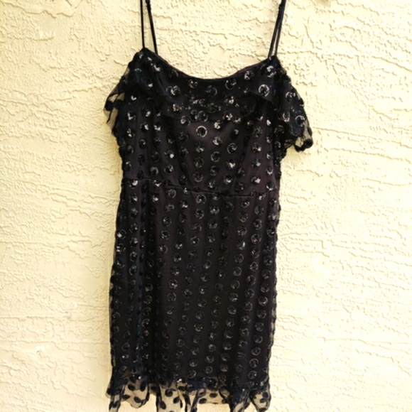 Black mesh and sequin ruffled dress - Picture 12 of 16